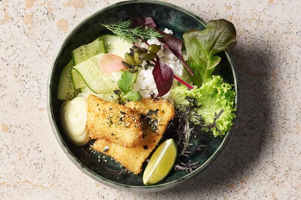 Donburi with plaice and dried seapops